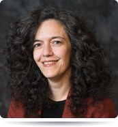 Dr. Arta-Luana Stanescu.