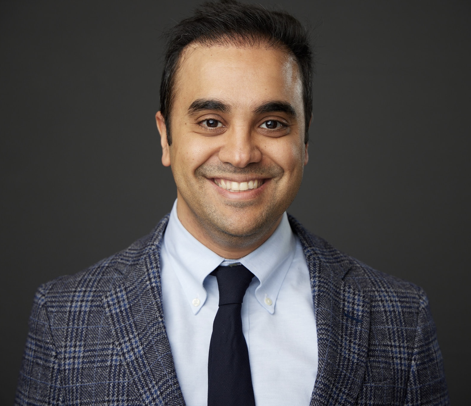 Dr. Arash Mahdavi.